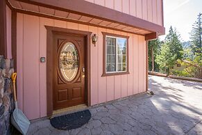 Cozy Bear North Quaint and Warm 2bd in Yosemite!