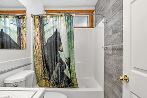 Cozy Bear South Charming 2bd Cabin in Yosemite!