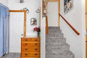 Cozy Bear South Charming 2bd Cabin in Yosemite!