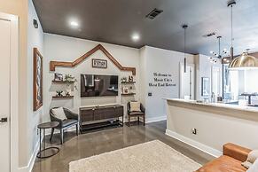 Music City's West End Retreat