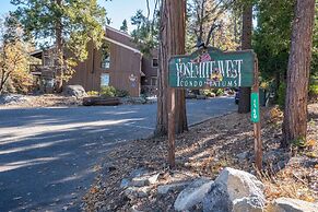 Eagles Nest Amazing Loft Condo in Yosemite West!