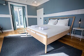 VAGO Alcântara Suites