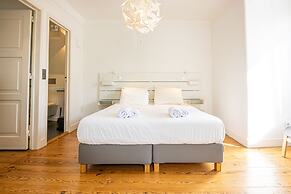 VAGO Alcântara Suites