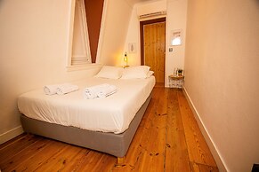 VAGO Alcântara Suites