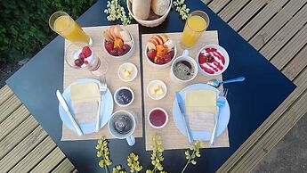 HOTEL BACARIS