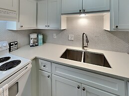 Mic33 - Let's Flamingle