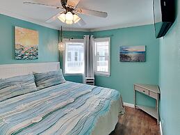 Seascape 1313 - Pineapple Island