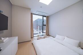 Chuncheon Bella Residence Hotel