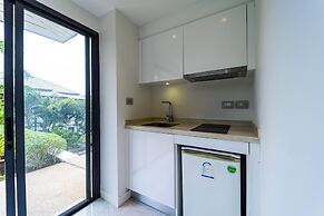 Luxury Mansion On Golf Course - BMG5