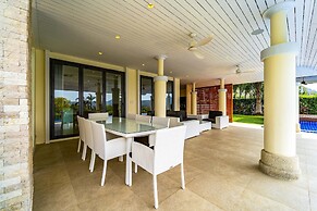 Luxury Mansion On Golf Course - BMG5