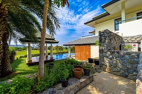 Luxury Mansion On Golf Course - BMG5