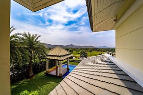 Luxury Mansion On Golf Course - BMG5