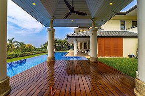 Luxury Mansion On Golf Course - BMG5