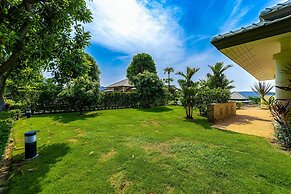 Luxury Mansion On Golf Course - BMG5