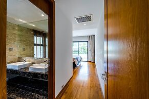 Luxury Mansion On Golf Course - BMG5