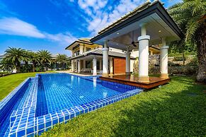 Luxury Mansion On Golf Course - BMG5