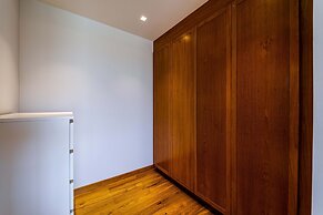 Luxury Mansion On Golf Course - BMG5