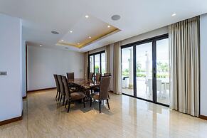 Luxury Mansion On Golf Course - BMG5