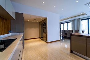 Luxury Mansion On Golf Course - BMG5