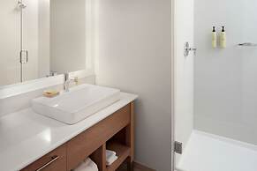 Element Charlotte Uptown