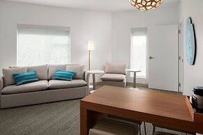 Element Charlotte Uptown