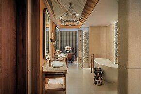 TA’AKTANA, a Luxury Collection Resort & Spa, Labuan Bajo