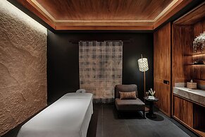 TA’AKTANA, a Luxury Collection Resort & Spa, Labuan Bajo