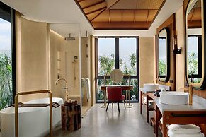 TA’AKTANA, a Luxury Collection Resort & Spa, Labuan Bajo