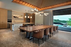 TA’AKTANA, a Luxury Collection Resort & Spa, Labuan Bajo