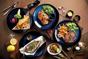 Moxy Bangkok Ratchaprasong