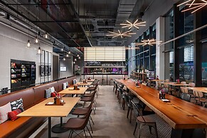 Moxy Bangkok Ratchaprasong
