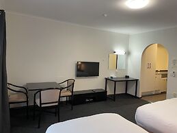 COUNTRY PLAZA HALLS GAP