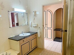 COUNTRY PLAZA HALLS GAP