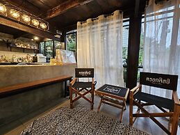 Trok Silp Cafe&Bar