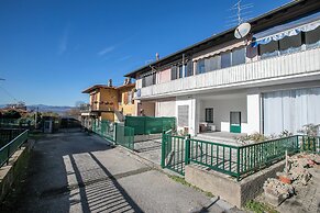Darma's House 3 Minutes From Monate Lake