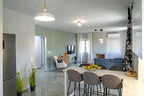 Nisimos Modern Apartment