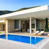 Varko - Apollo in Lefkada