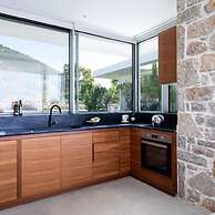 Varko - Apollo in Lefkada