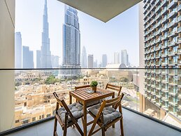 Lavishly Elegant 2BR with Breathtaking Burj View