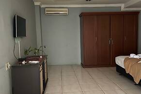 OYO 93507 Saril Riverside HomestayNearLapangan Musara Alun