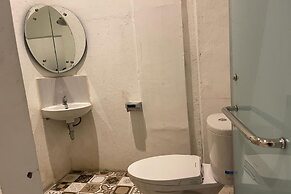 OYO 93507 Saril Riverside HomestayNearLapangan Musara Alun