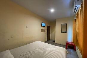 OYO 93507 Saril Riverside HomestayNearLapangan Musara Alun