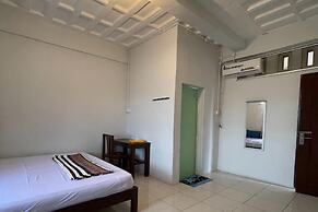 OYO 93507 Saril Riverside HomestayNearLapangan Musara Alun