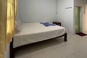 OYO 93507 Saril Riverside HomestayNearLapangan Musara Alun