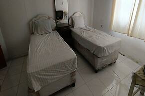 OYO 93512 Umbuy Homestay NearKetupat Kandangan Haji Irus