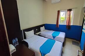 OYO 93512 Umbuy Homestay NearKetupat Kandangan Haji Irus