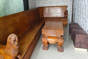 OYO 93512 Umbuy Homestay NearKetupat Kandangan Haji Irus