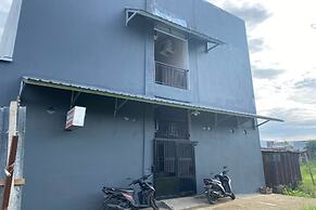 OYO 93536 Pondok Almirah