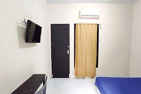 OYO 93536 Pondok Almirah