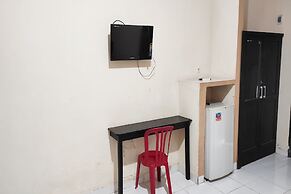 OYO 93536 Pondok Almirah